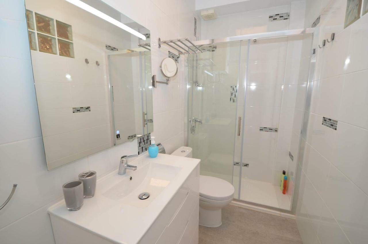 Punta Prima Pleasure Apartment Torrevieja Bagian luar foto