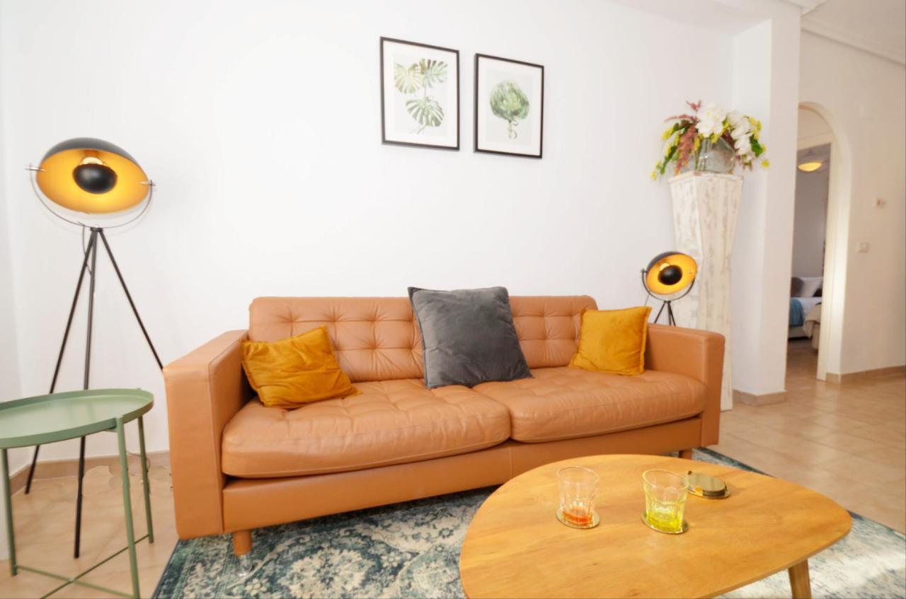Punta Prima Pleasure Apartment Torrevieja Bagian luar foto